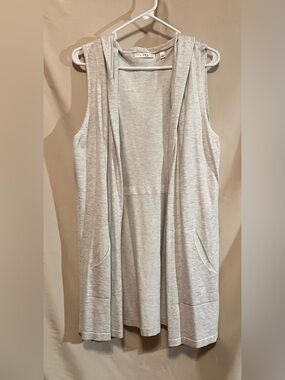 Cyrus Light Gray Sleeveless Open Front Long Cardigan with Hood